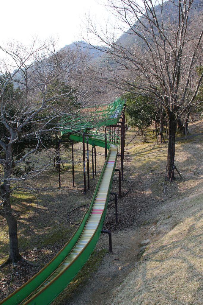 全長72mのローラーすべり台/大津市比良げんき村(滋賀県大津市)