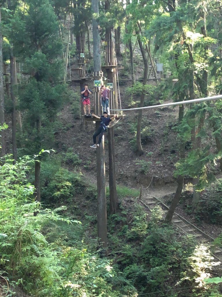 各コースのラストはジップライン/冒険の森 やまぞえ(奈良県山添村)