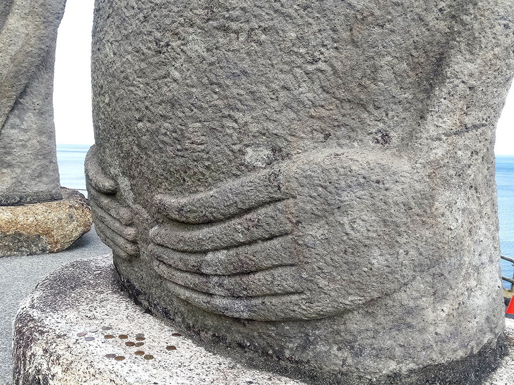 モアイ像の手/サンメッセ日南(宮崎県/日南市)