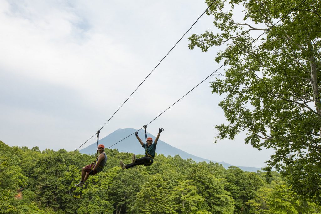 ピュアジップラインツアー_ニセコビレッジ 自然体験グラウンド「ピュア」(北海道/ニセコ町)