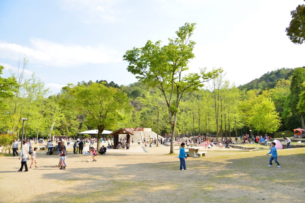 体を使って遊べる「遊具ゾーン」／宝が池公園 子どもの楽園（京都府京都市）