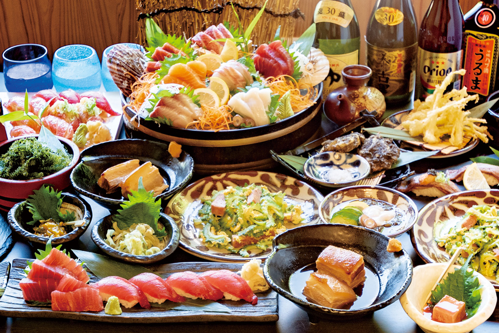 種類豊富なメニュー/沖縄料理ちぬまん　恩納サンセットモール名嘉真店（沖縄県/恩納村）