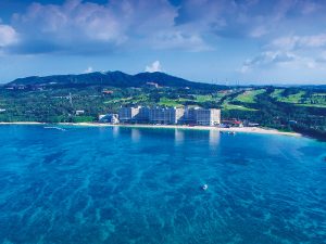 沖縄「リザンシーパークホテル谷茶ベイ」は、子ども連れにうれしいサービスが充実!