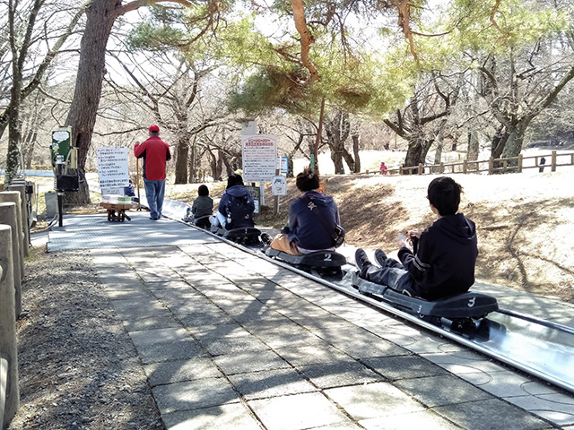 ボブスレーに乗った様子/アルプス公園（長野県/松本市）