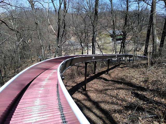 子供冒険広場のローラー滑り台/アルプス公園（長野県/松本市）