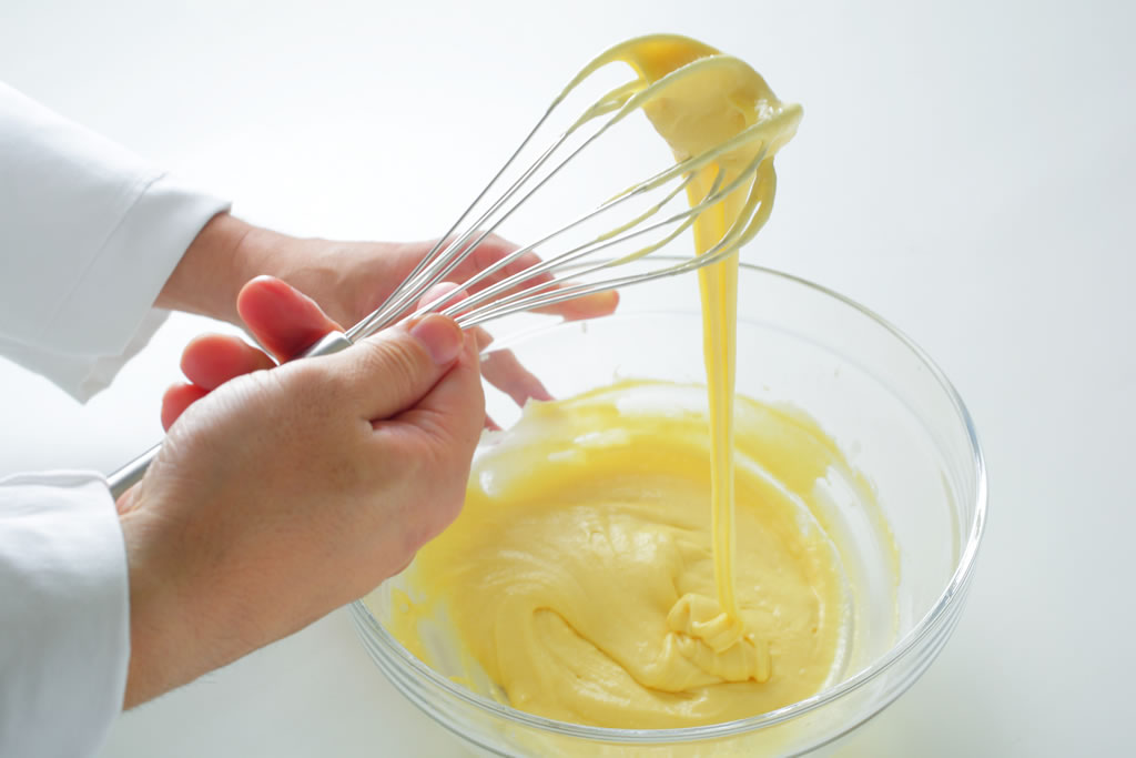 スイーツ作り/ホテルニューオータニ大阪