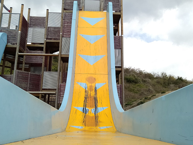 ダブルフリーフォール/彩都なないろ公園(大阪府/箕面市)