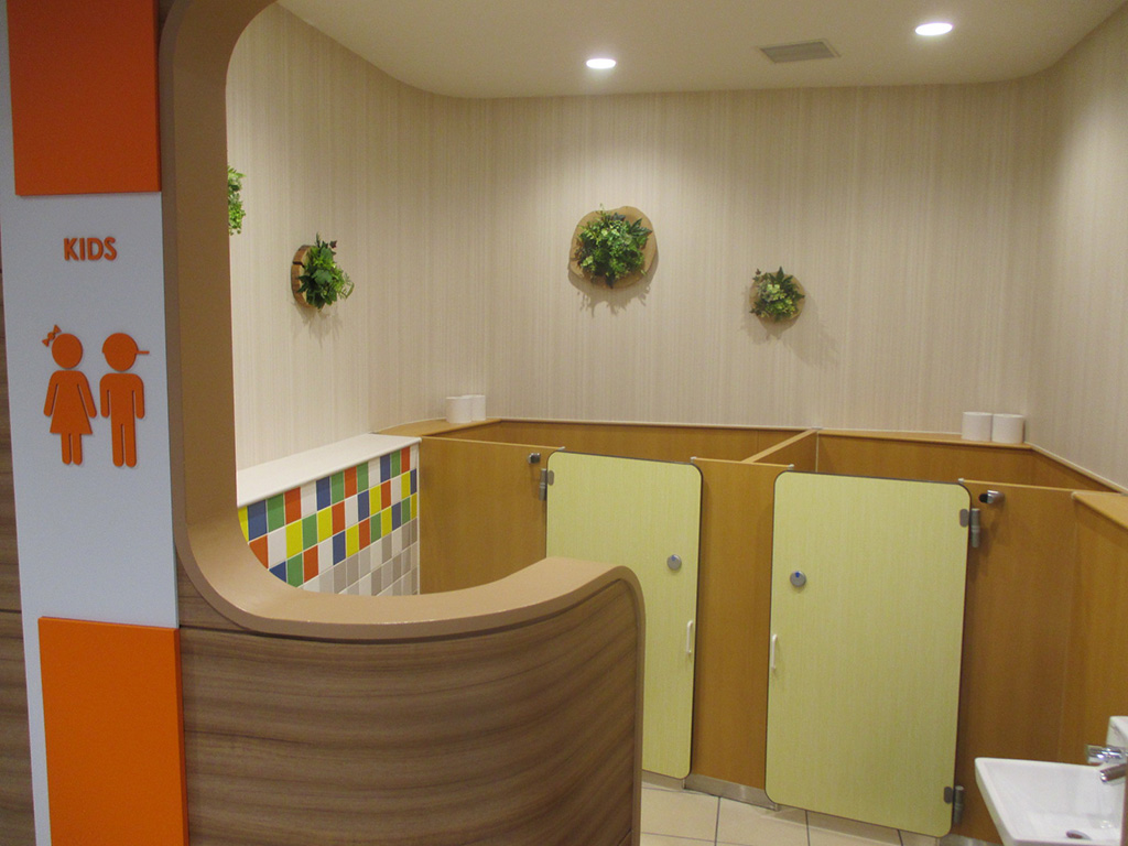 こどもトイレ/イオンモール幕張新都心 (千葉県/千葉市)