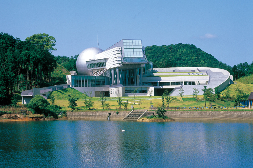 佐賀県立宇宙科学館 ゆめぎんが(佐賀県/武雄市)の外観