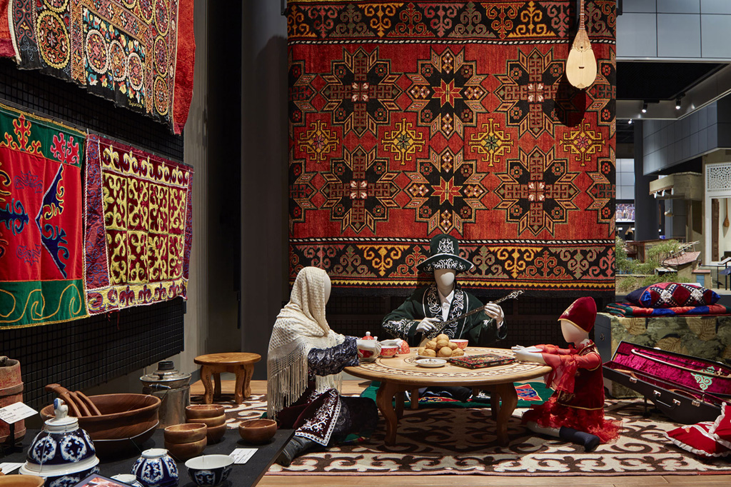 常設展示の「中央・北アジア展示」/国立民族学博物館(大阪府/吹田市)