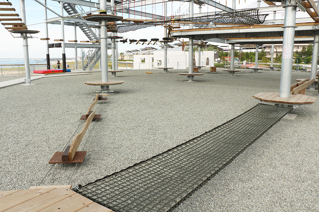 小さな子ども達のアスレチック/泉南りんくう公園(大阪府/泉南市)