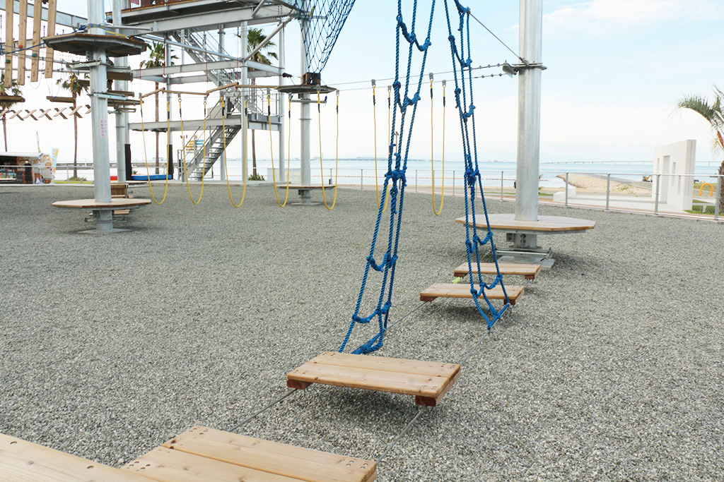 小さな子ども達のアスレチック/泉南りんくう公園(大阪府/泉南市)