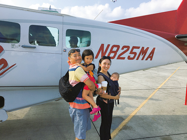 家族で記念撮影（ハワイ）