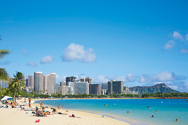 ワイキキビーチ（ハワイ）