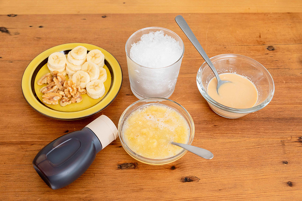 キャラメルチョコバナナかき氷の材料