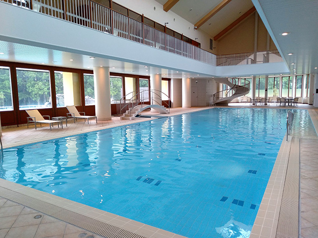 屋内プール/ロッテアライリゾート（新潟県/妙高市）