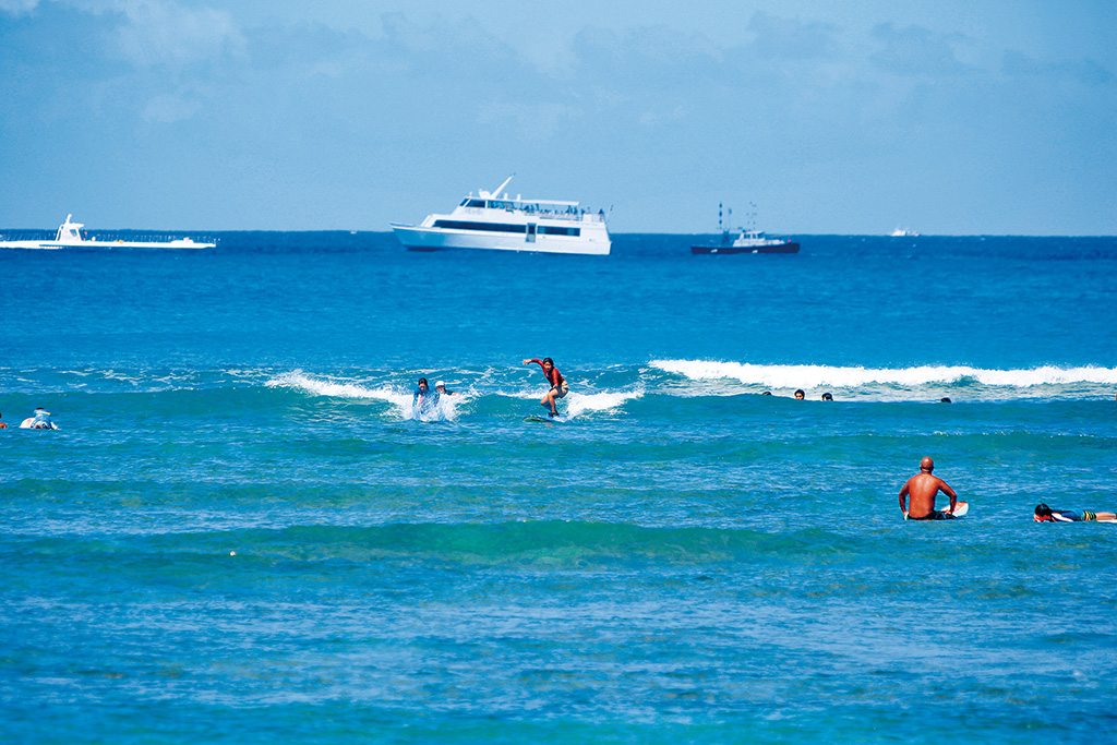 ハンズ・ヒーデマン・サーフスクール（ハワイ）