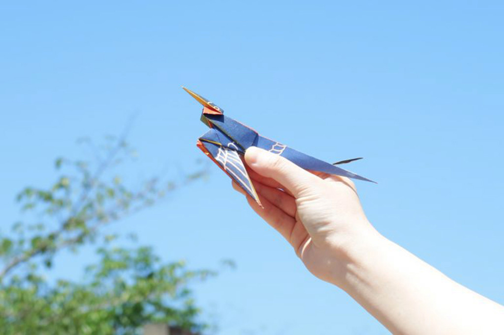 「立体おりがみ」で折った“つばめ”/童謡・唱歌とおもちゃのミュージアム わらべ館（鳥取県／鳥取市）