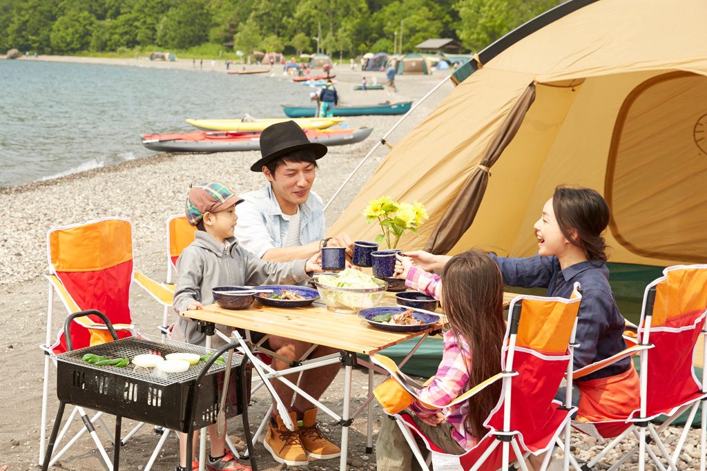 夏のバーベキュー&キャンプ、子どもの感染症・熱中症・食中毒対策は？