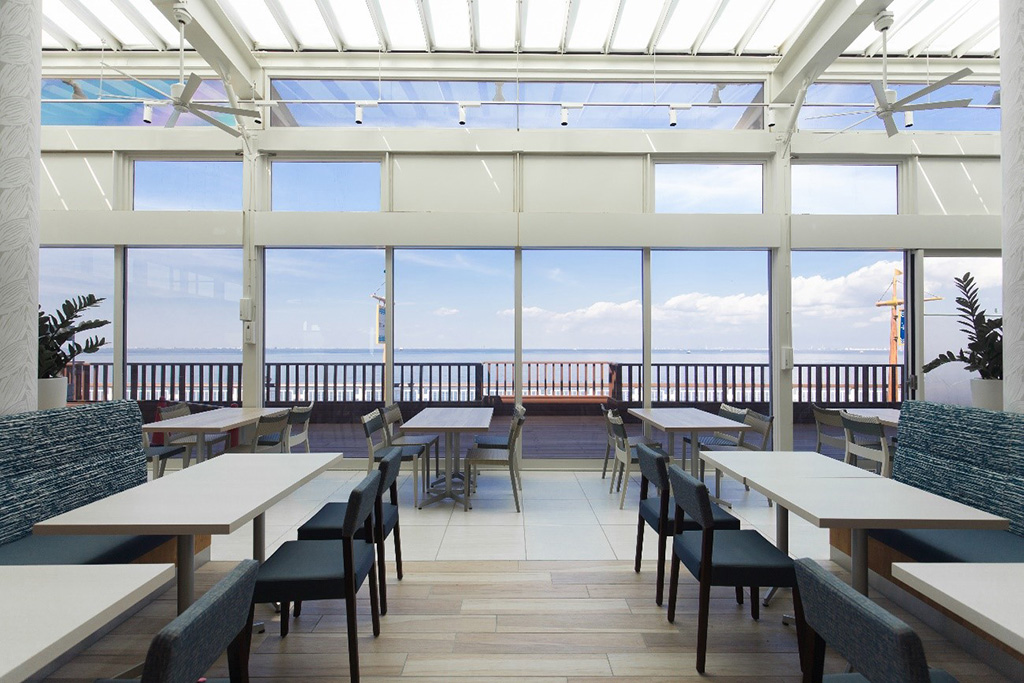 レストラン「オーシャン・キッチン」/海ほたる(神奈川県/川崎市)(千葉県/木更津市)