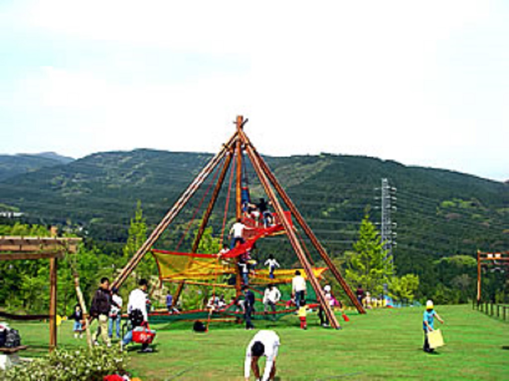 木のぼりネット/小田原こどもの森公園わんぱくらんど(神奈川県/小田原市)