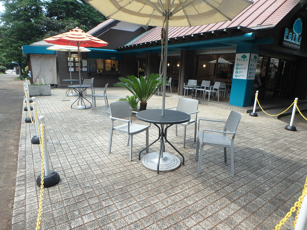 砧公園の売店やテラス（東京都/世田谷区）