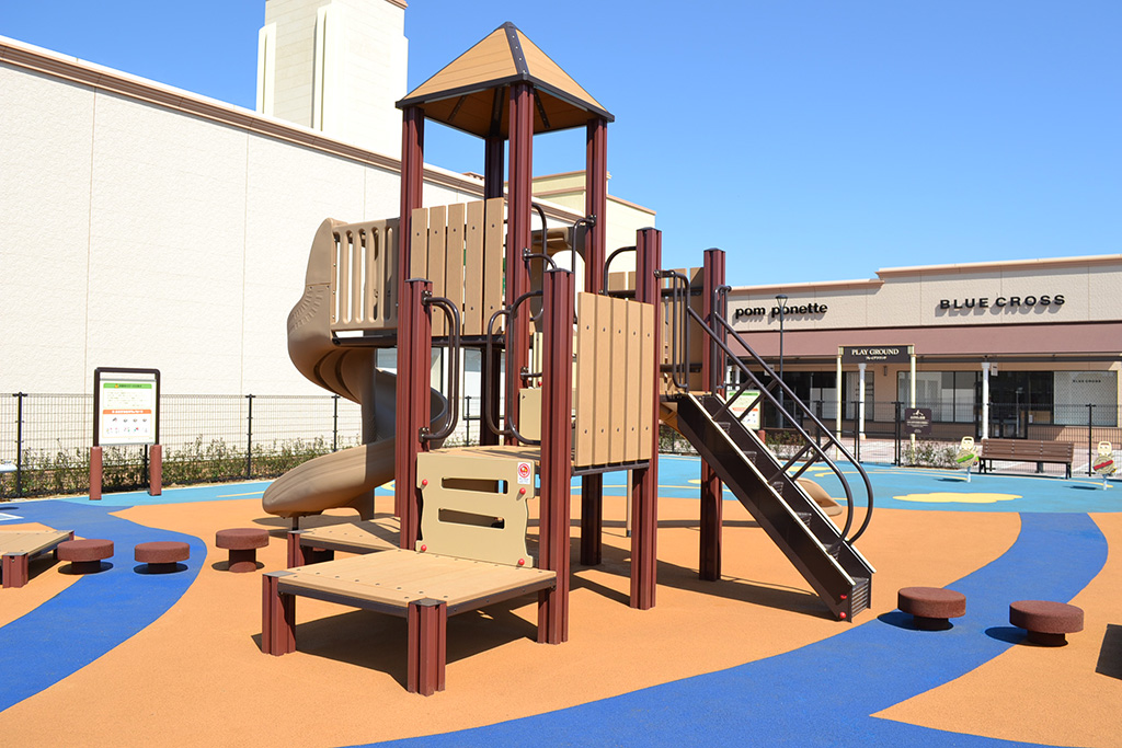 プレイグランドの滑り台/酒々井プレミアムアウトレット（千葉県/酒々井町）