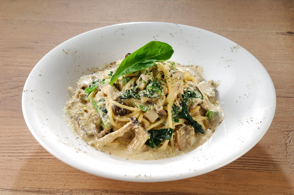 ポルチーニ茸と4種きのこのクリームパスタ/横浜・八景島シーパラダイス(神奈川県)