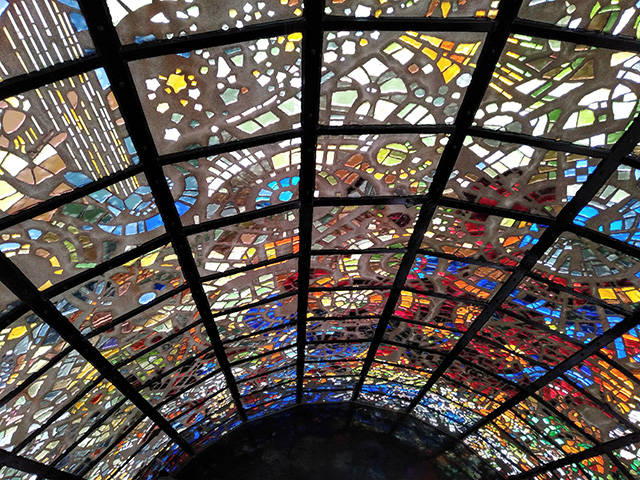 美しいステンドグラス/彫刻の森美術館(神奈川県/箱根町)