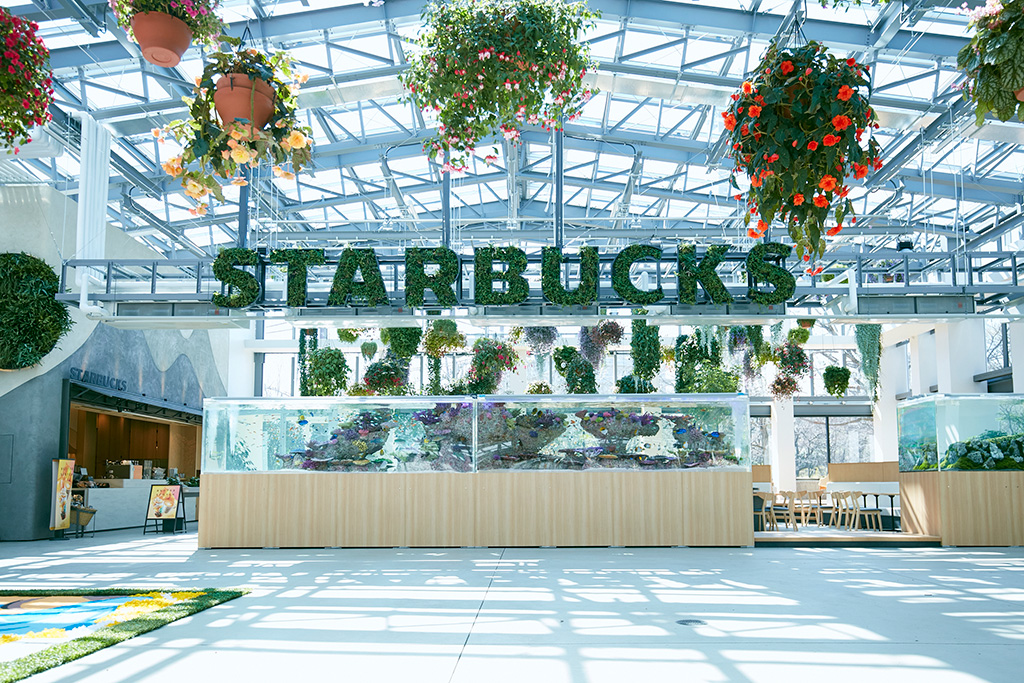 日本初の植物園出店となったスターバックス/HANA・BIYORI（東京都/稲城市）