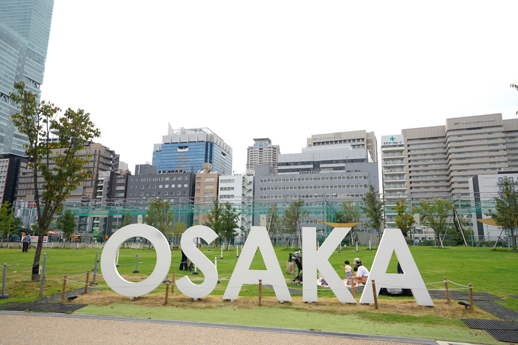 家族とのくつろぎのひと時を過ごせる「てんしばi:na」や「てんしば」／PANZAてんしばイーナ（大阪市）