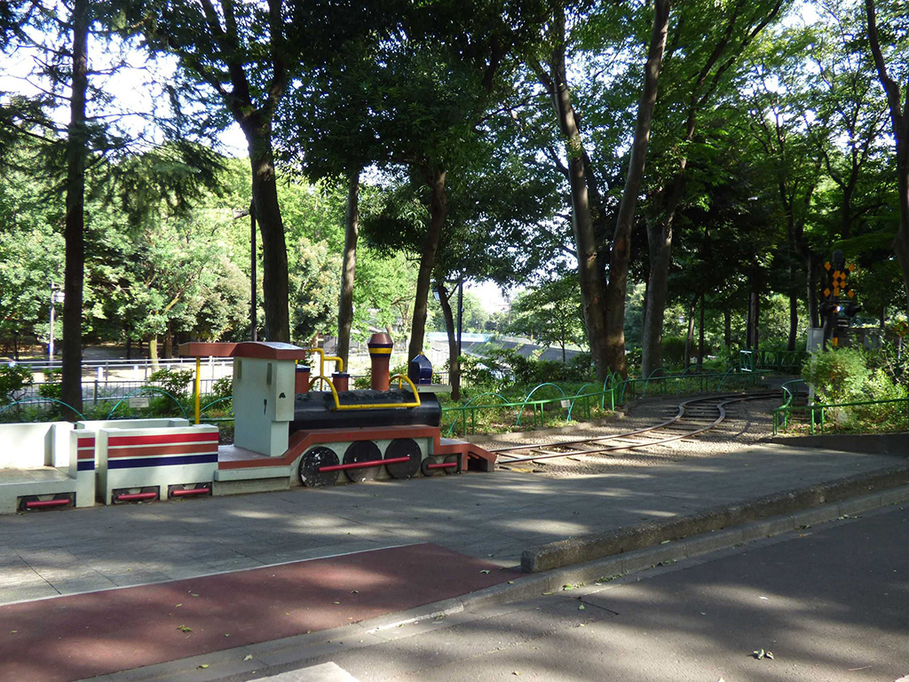 汽車型遊具/杉並児童交通公園(東京都/杉並区)