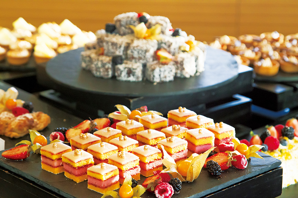 「アクア」メニューの一例/デュシタニ グアム リゾート