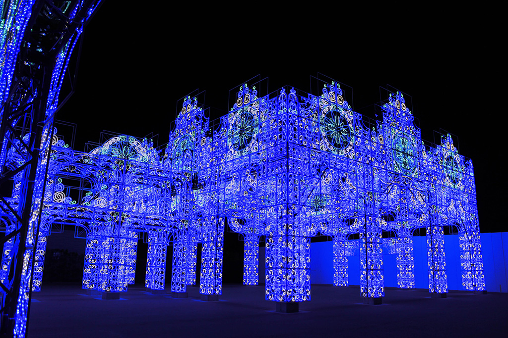イルミネーション「青の宮殿」/ラグナシア  （愛知県/蒲郡市）