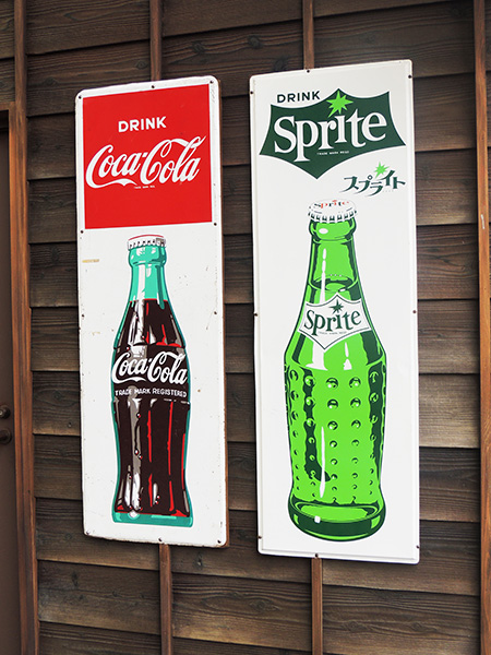 コカ・コーラとスプライトの看板/西武園ゆうえんち(埼玉県/所沢市)