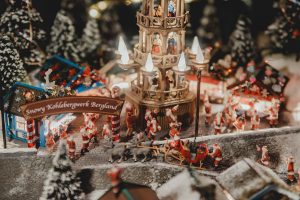 ミニチュア・テーマパーク「スモールワールズTOKYO」の2020年クリスマスイベントを開催!