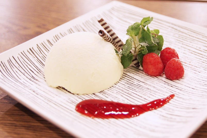 「冬のレアチーズスノードーム」/ムーミンバレーパーク(埼玉県/飯能市)