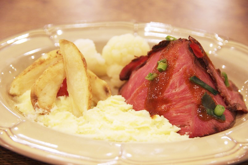 「冬のかがり火のローストビーフ」/ムーミンバレーパーク(埼玉県/飯能市)