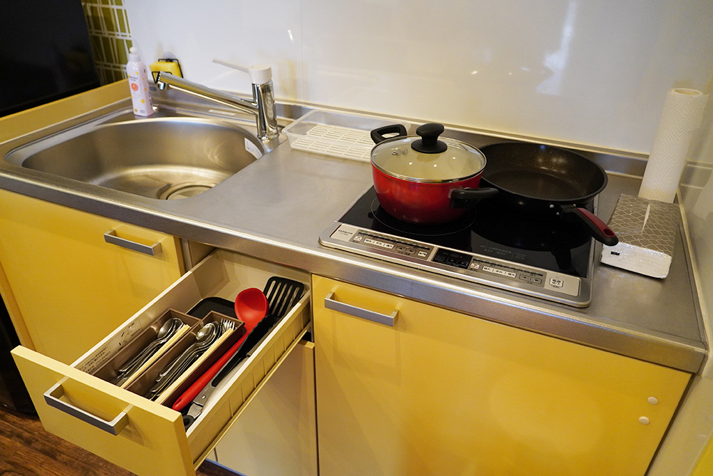 トレーラーハウスのキッチン/パームガーデン舞洲（大阪府/大阪市）