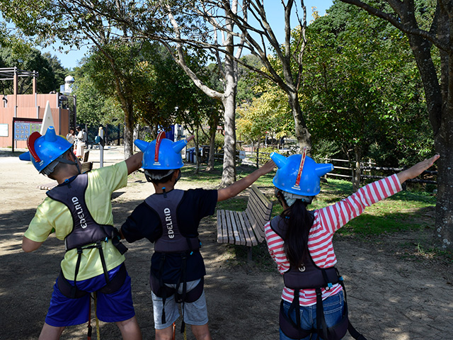 ジップライン「チャレンジ！アクション仮面飛行隊！」/ニジゲンノモリ（兵庫県/淡路市）