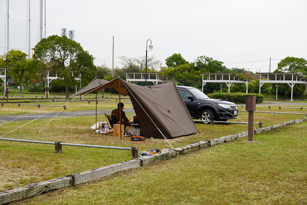 タープだけでも日よけには十分/舞洲バーベキューパーク（大阪府/大阪市）