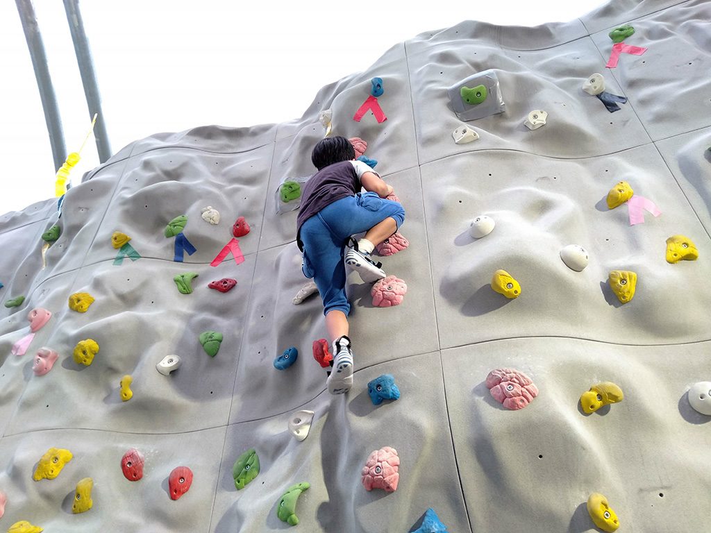 ボルダリングに挑戦/MIYASHITA PARK（ミヤシタパーク）（東京都/渋谷区）