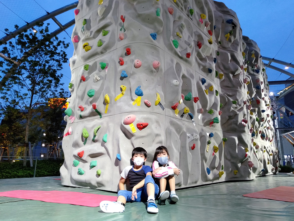 「ボルダリングウォール」/MIYASHITA PARK（ミヤシタパーク）（東京都/渋谷区）