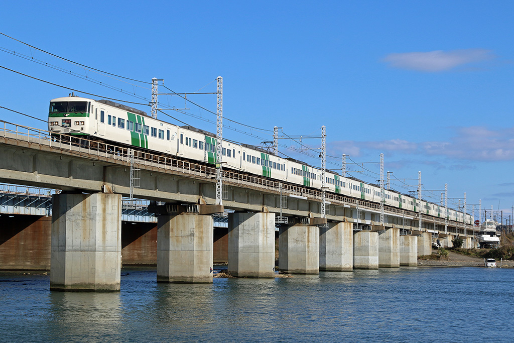 185系 特急「踊り子」