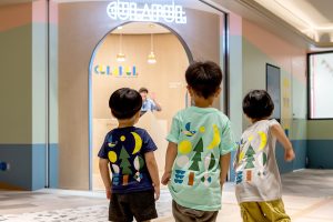 0歳も遊べる東京の室内遊び場まとめ〜屋内アスレチックや2020年オープンの新スポット〜