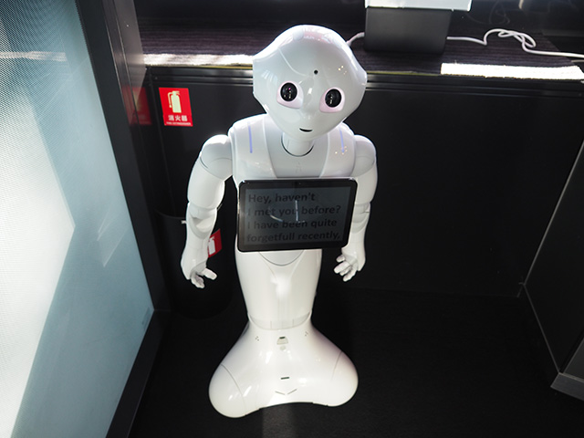 人型ロボットのおもてなし/東京タワー(東京都/港区)