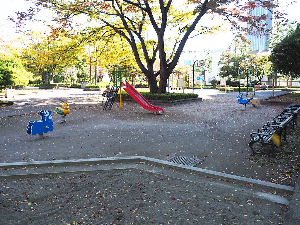 都立芝公園の「のびのび広場」（東京都/港区）