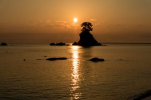 東海・北陸の絶景！海からの初日の出スポット12選（2025）羽豆岬や鳥羽展望台など