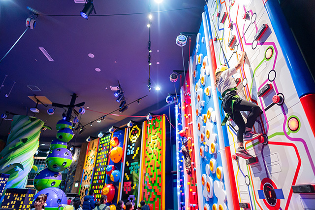 カラフル クライミング/空想こども天国 KIT PLAY（愛媛県/松山市）