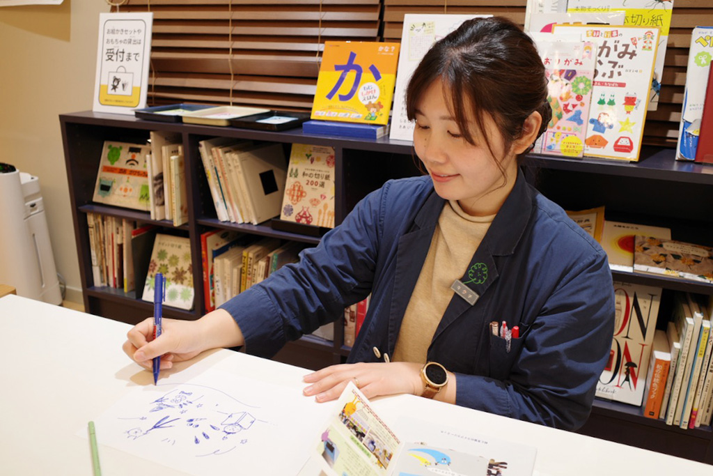 広報 菊地志穂子さん/絵と言葉のライブラリー ミッカ(東京都/葛飾区)